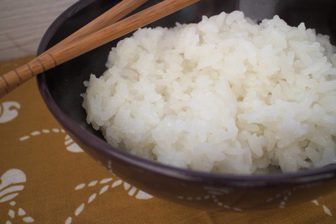 Sushi Reis kochen: eine Anleitung für die Zubereitung von japanischen ...