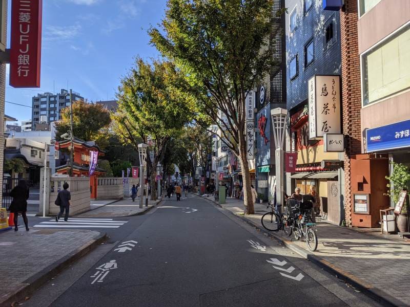 Shared Space Straße Tokyo Kagurazaka