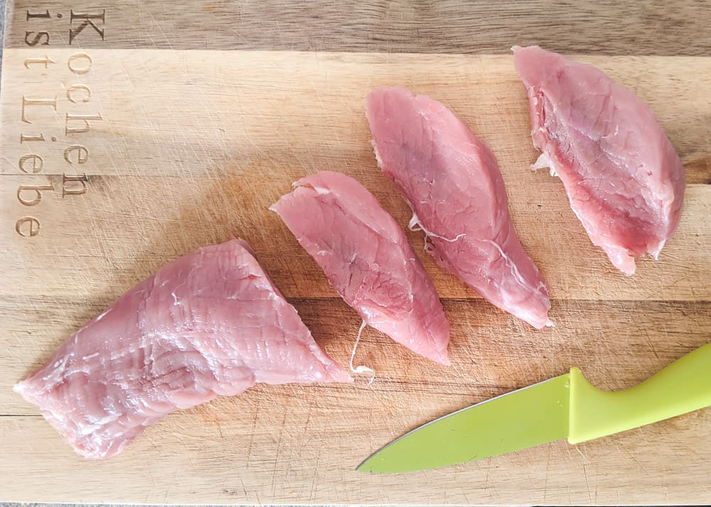Tonkatsu Rezept Filet in Stücke schneiden