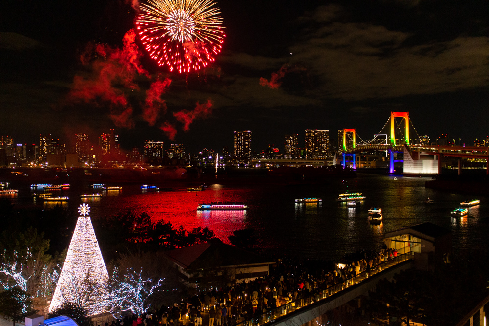 Odaiba: Feuerwerk zu Silvester