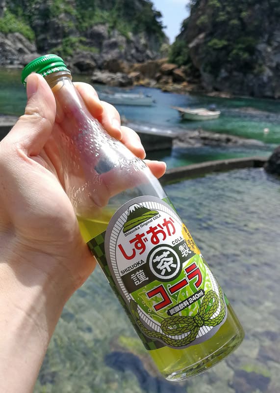 Grüne Cola in Shimoda.
