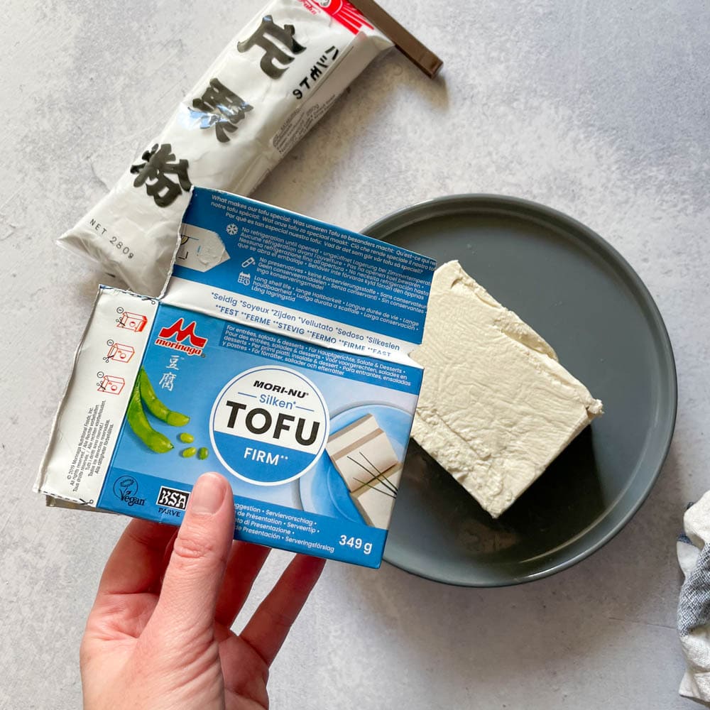 Fester Seidentofu als Grundlage für Agedashi Tofu