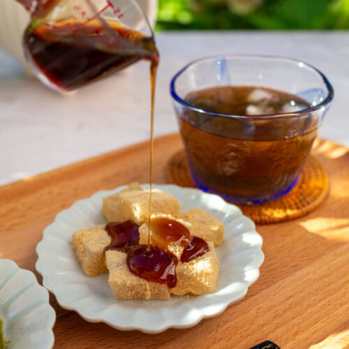 Warabi Mochi mit Kuromitsu