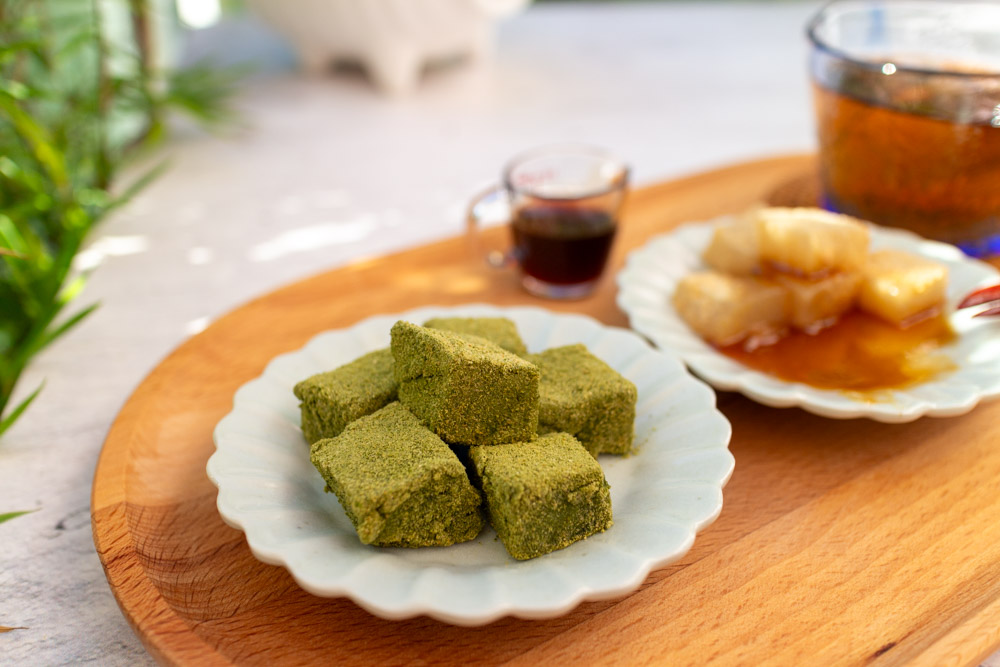 Warabi Mochi mit Matcha